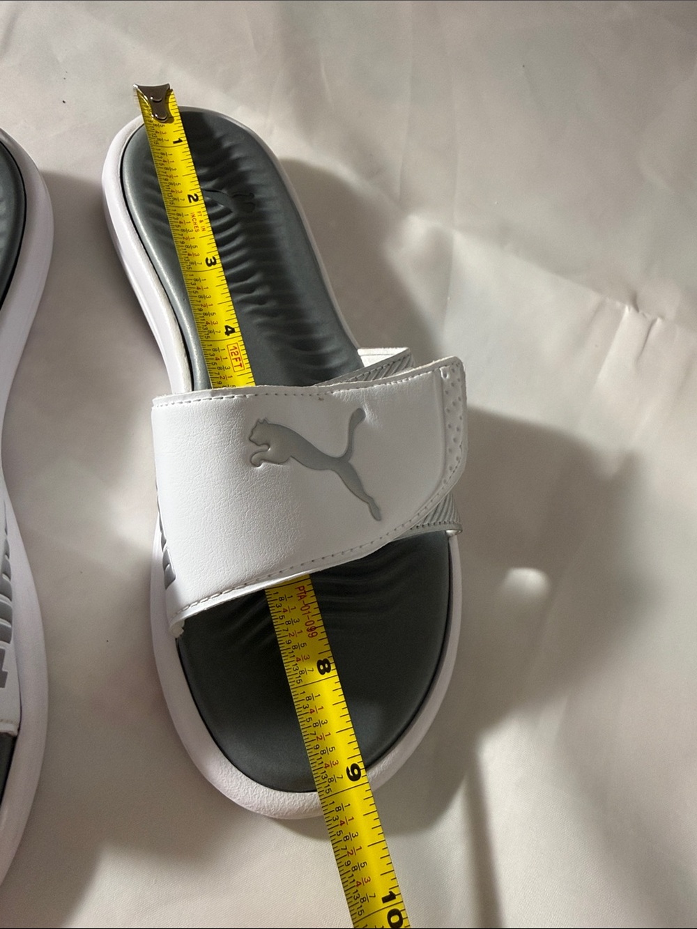 Puma White & Dark Gray Adjustable Slide Sandals Size 6 View 4
